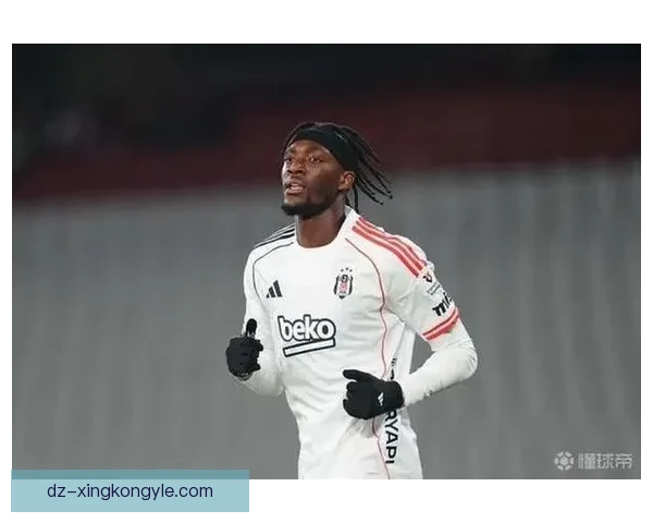 亚伯拉罕接近加盟维拉引关注热